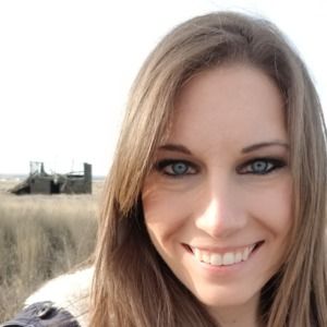 Meet your Posher, Leah